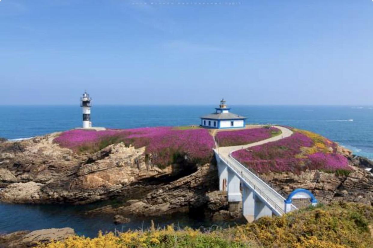 Moderno Piso Con La Mejor Terraza De Ribadeo Y Vistas Maravillosas Exterior photo